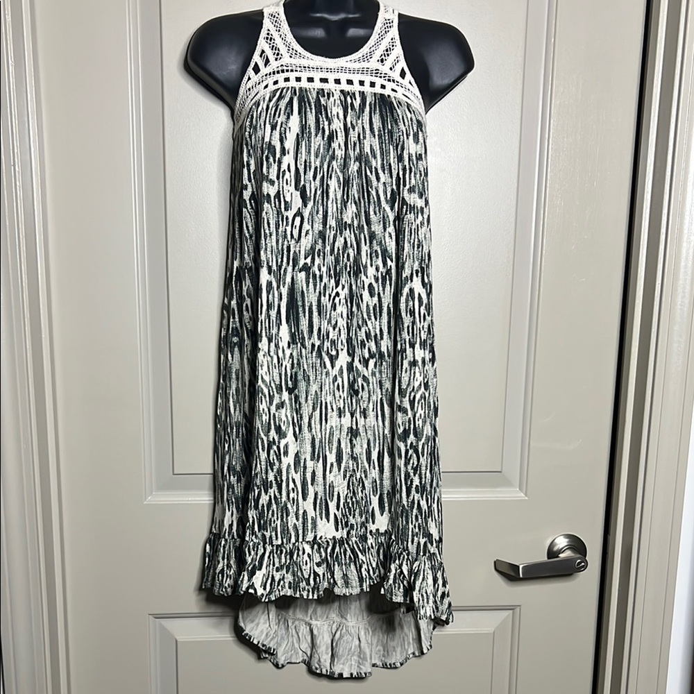 Jessica Simpson Green/Black and White High Low Dress